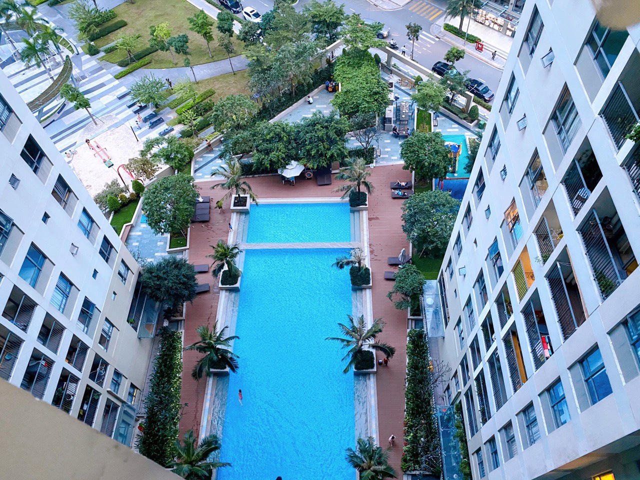 Bán căn hộ Masteri Thảo Điền, 3PN Giá 4,8 tỉ-6 tỉ. 2PN Giá 3,5 tỉ LH 0909988697